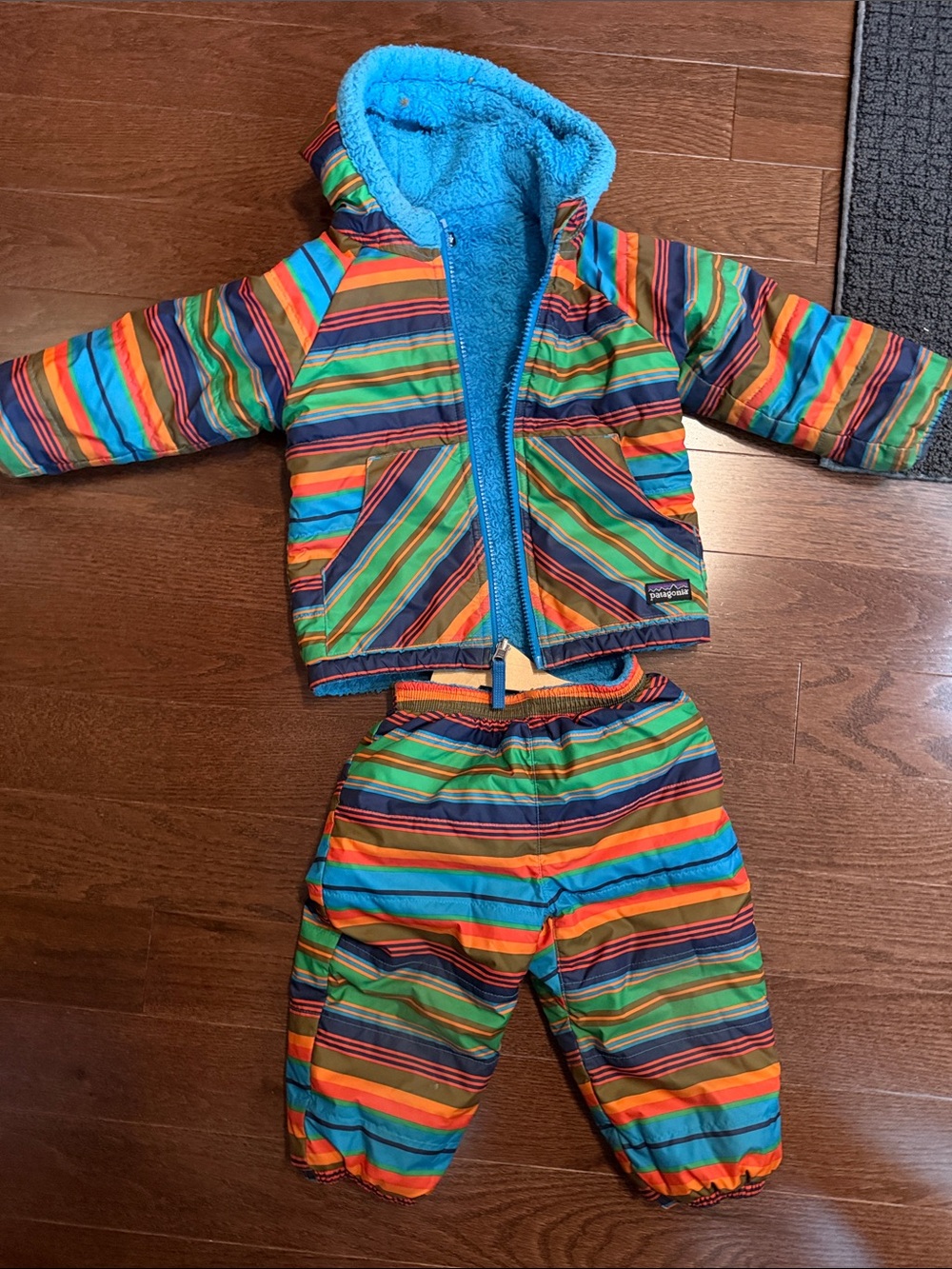 Patagonia 18-24 Tribbles Jacket & Snow Pants Set